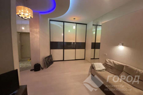 Продам 1-кімнатну квартиру, Гагарина проспект, Спортивная метро, Код: 798131/1