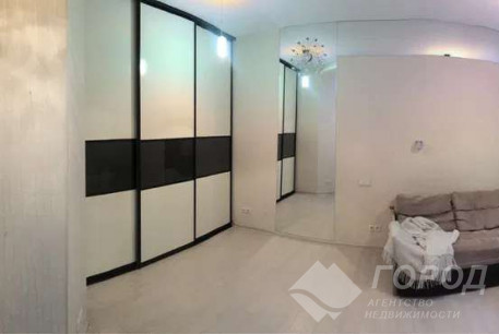 Продам 1-кімнатну квартиру, Гагарина проспект, Спортивная метро, Код: 798131/1