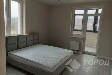 Сдам 3-х кімнатну квартиру, Центр, Университет метро, Код: 798132/2