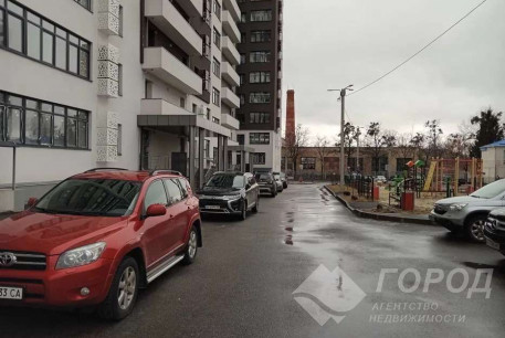 Сдам 3-х кімнатну квартиру, Центр, Университет метро, Код: 798132/2