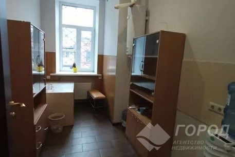 Сдам 5-и кімнатну квартиру, Центр, Код: 798144/1