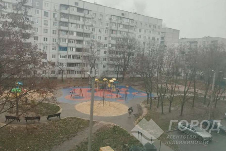 Продам 4-х кімнатну квартиру, Одесская, Код: 798150/3