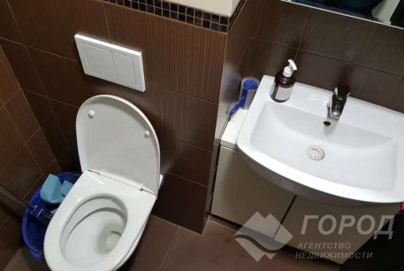 Сдам гостинку, Центр, Архитектора Бекетова метро, Код: 798182/1