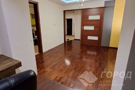 Продам 2-х кімнатну квартиру, Алексеевка, Код: 798286/1