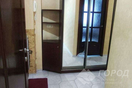 Продам 3-х кімнатну квартиру, Новые дома, Маршала Жукова метро (Дворец спорта), Код: 798468/1