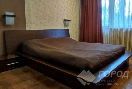 Продам 3-х кімнатну квартиру, Новые дома, Маршала Жукова метро (Дворец спорта), Код: 798468/1