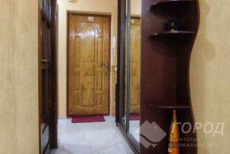 Продам 3-х кімнатну квартиру, Новые дома, Маршала Жукова метро (Дворец спорта), Код: 798468/1