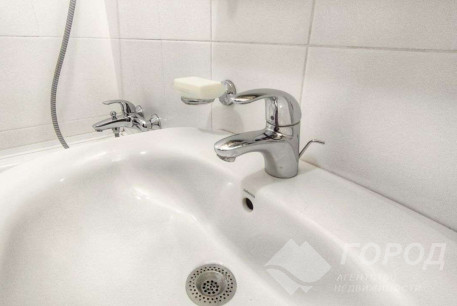 Продам 3-х кімнатну квартиру, Новые дома, Маршала Жукова метро (Дворец спорта), Код: 798468/1