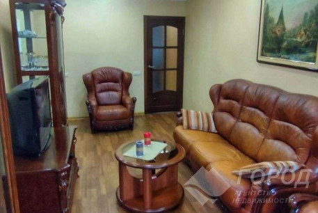 Продам 3-х кімнатну квартиру, Новые дома, Маршала Жукова метро (Дворец спорта), Код: 798468/1