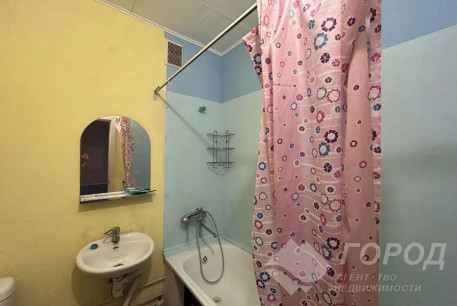 Сдам 1-кімнатну квартиру в новобудові, Рогань, Код: 798480/2
