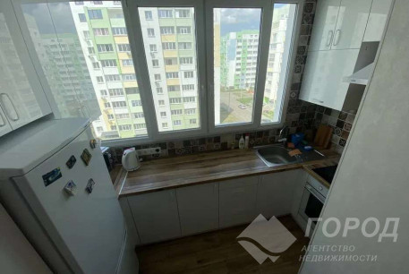 Продам 1-кімнатну квартиру в новобудові, ХТЗ, ХТЗ метро, Код: 798504/2