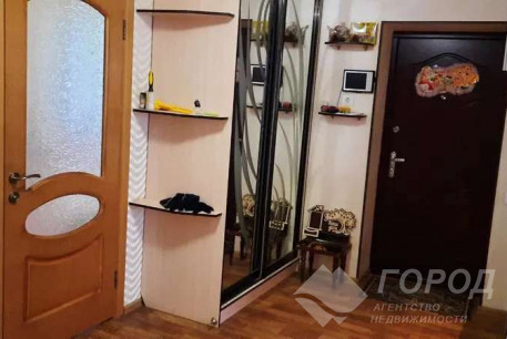 Продам 4-х кімнатну квартиру, ХТЗ, ХТЗ метро, Код: 798663/1