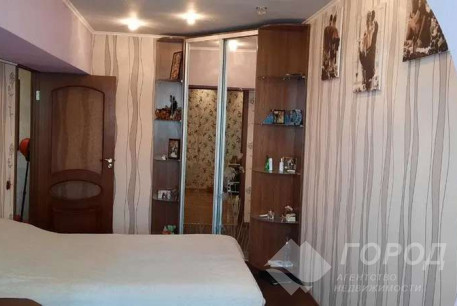 Продам 4-х кімнатну квартиру, ХТЗ, ХТЗ метро, Код: 798663/1