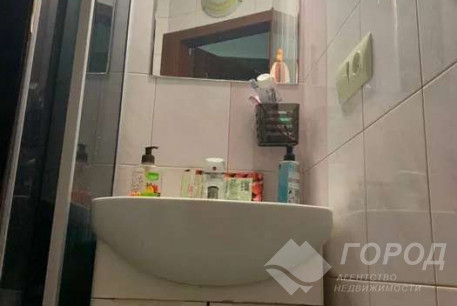 Продам 5-и кімнатну квартиру, Аэропорт, Код: 798735/1