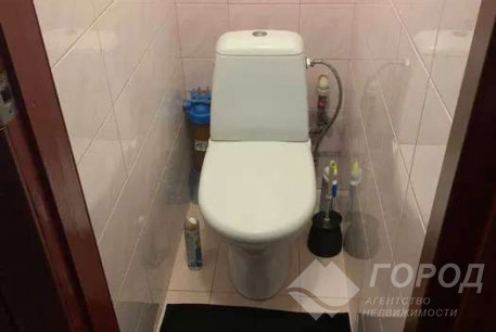 Продам 5-и кімнатну квартиру, Аэропорт, Код: 798735/1