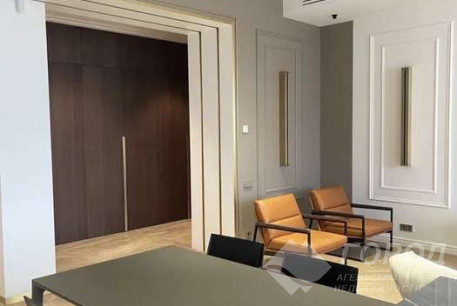 Продам 3-х кімнатну квартиру в новобудові, Центр, Площадь Конституции метро (Советская), Код: 798743/1