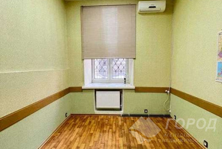 Продам 4-х кімнатну квартиру, Центр, Архитектора Бекетова метро, Код: 798764/5