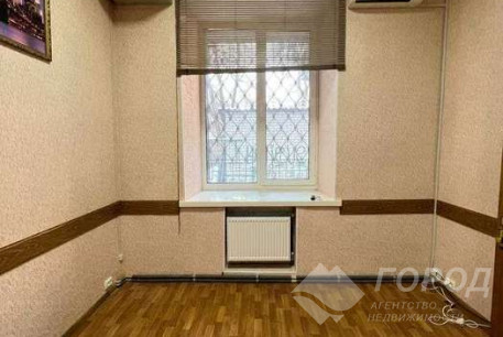 Продам 4-х кімнатну квартиру, Центр, Архитектора Бекетова метро, Код: 798764/5