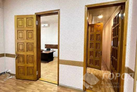 Продам 4-х кімнатну квартиру, Центр, Архитектора Бекетова метро, Код: 798764/5