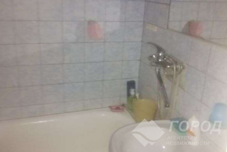 Продам 2-х кімнатну квартиру, Дергачевский р-н, Солоницевка пгт., Код: 798790/1