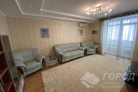 Сдам 3-х кімнатну квартиру, Центр, Код: 798813/3