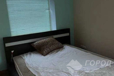 Сдам 3-х кімнатну квартиру, Центр, Код: 798824/2