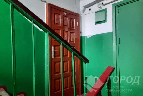 Продам 2-х кімнатну квартиру, Дергачевский р-н, Подворки (Дергачевский район), Код: 798896/1