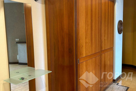 Сдам 3-х кімнатну квартиру, Центр, Код: 798908/1