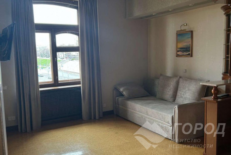 Сдам 3-х кімнатну квартиру, Центр, Код: 798908/1