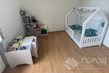 Продам 4-х кімнатну квартиру, Сосновая Горка, Научная метро, Код: 798939/2