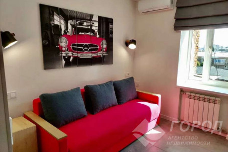 Сдам гостинку, Центр, Площадь Конституции метро (Советская), Код: 798977/1