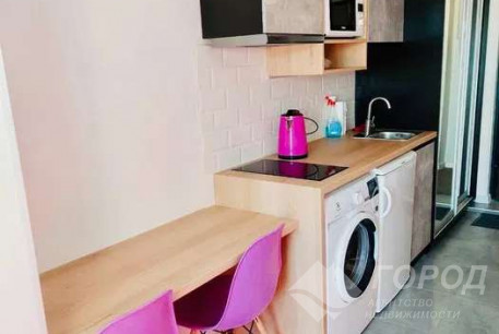 Сдам гостинку, Центр, Площадь Конституции метро (Советская), Код: 798977/1