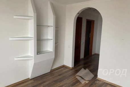 Продам 4-х кімнатну квартиру, Холодная Гора, Код: 799031/1