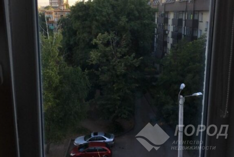 Продам 1-кімнатну квартиру, Новые дома, Маршала Жукова метро (Дворец спорта), Код: 799093/1