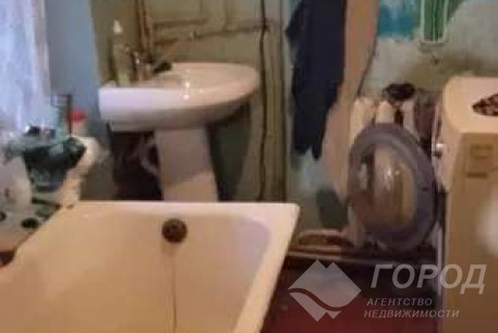 Продам 4-х кімнатну квартиру, Завод Шевченко, Москалевка, Код: 799141/1