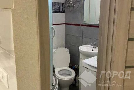 Сдам гостинку, Гагарина проспект, Защитников Украины метро (Площадь Восстания), Код: 799157/5