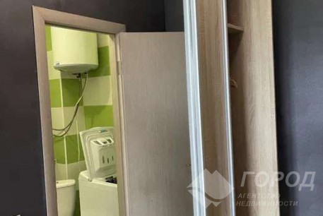 Сдам гостинку, Центральный рынок, Код: 799160/1