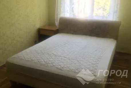 Продам 3-х кімнатну квартиру, Гагарина проспект, Конный рынок, Код: 799238/2