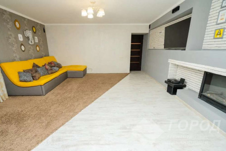 Продам 3-х кімнатну квартиру, Центр, Код: 799251/1