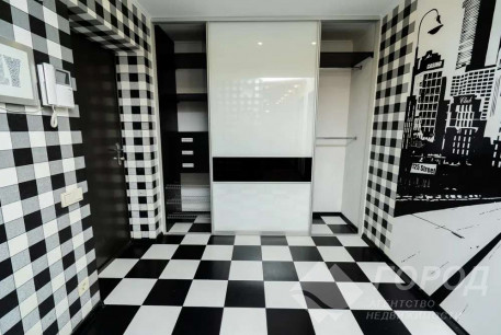 Продам 3-х кімнатну квартиру, Центр, Код: 799251/1