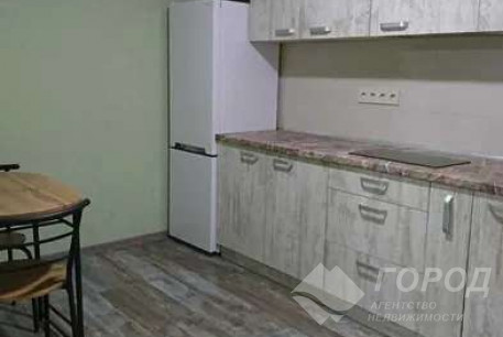 Продам 5-и кімнатну квартиру, Центр, Код: 799277/1