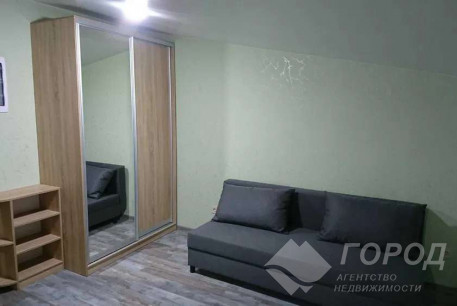 Продам 5-и кімнатну квартиру, Центр, Код: 799277/1