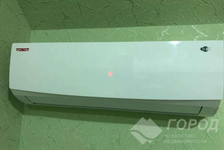 Продам 5-и кімнатну квартиру, Центр, Код: 799277/1