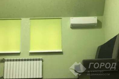 Продам 5-и кімнатну квартиру, Центр, Код: 799277/1