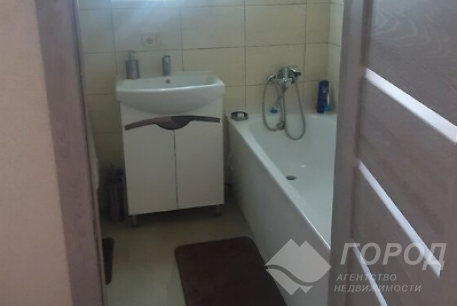 Продам 1-кімнатну квартиру в новобудові, Рогань, Роганский ж/м, Код: 799281/1