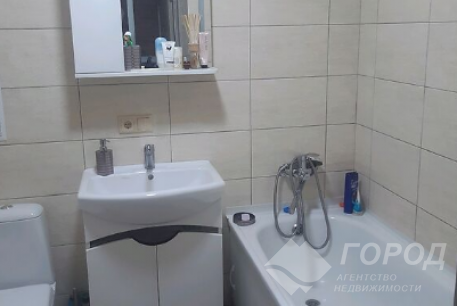 Продам 1-кімнатну квартиру в новобудові, Рогань, Роганский ж/м, Код: 799281/1