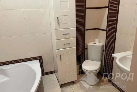 Продам 4-х кімнатну квартиру в новобудові, Алексеевка, Код: 799421/1