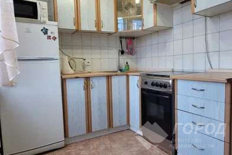 Сдам гостинку, Центр, Площадь Конституции метро (Советская), Код: 799431/1