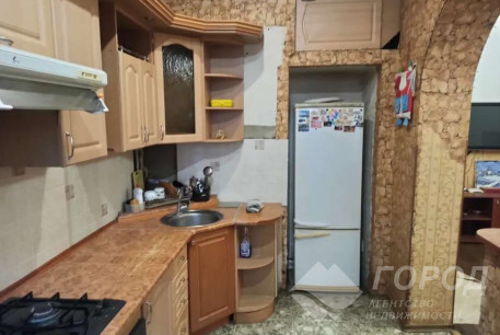 Продам 3-х кімнатну квартиру, Гагарина проспект, Защитников Украины метро (Площадь Восстания), Код: 799449/1