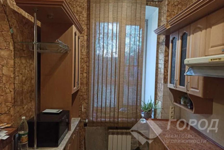 Продам 3-х кімнатну квартиру, Гагарина проспект, Защитников Украины метро (Площадь Восстания), Код: 799449/1